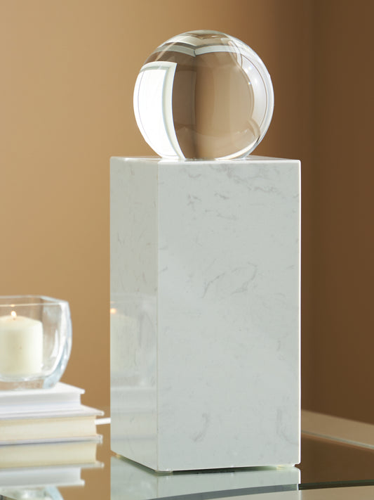 Ocala Furniture Outlet - Ashley Furniture - Sellner Sculpture - Sculpture / Clear/White - A2000778
