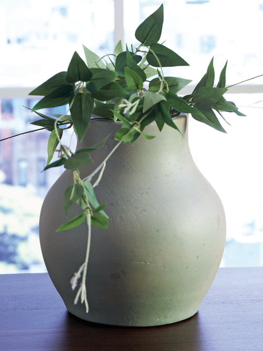 Ocala Furniture Outlet - Ashley Furniture - Baychester Vase - Vase / Antique Green - A2000805