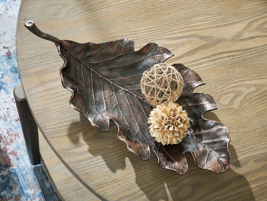 Ocala Furniture Outlet - Ashley Furniture - Avermund Sculpture - Sculpture / Antique Copper Finish - A2000819