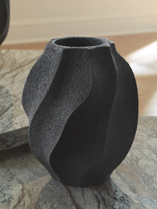 Ocala Furniture Outlet - Ashley Furniture - Judworth Vase - Vase / Black - A2000875