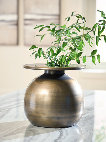 Ocala Furniture Outlet - Ashley Furniture - Fedorleigh Vase - Vase - A2000893