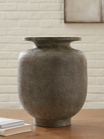 Ocala Furniture Outlet - Ashley Furniture - Jedwick Vase - Vase - A2000906