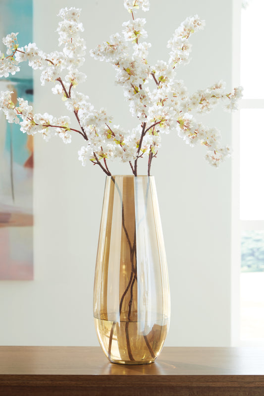 Ocala Furniture Outlet - Ashley Furniture - Rhettman Vase - Vase / Amber - A2900006