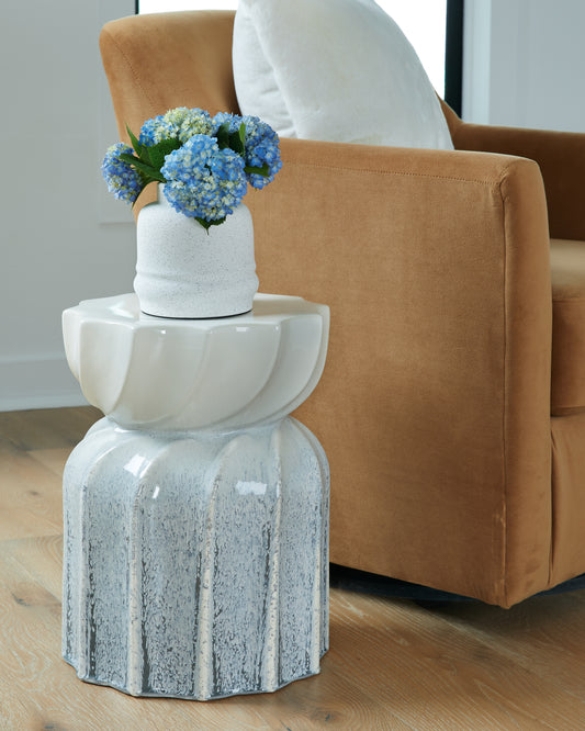 Ocala Furniture Outlet - Ashley Furniture - Michamere Stool - Stool / Gray/Taupe - A3000619