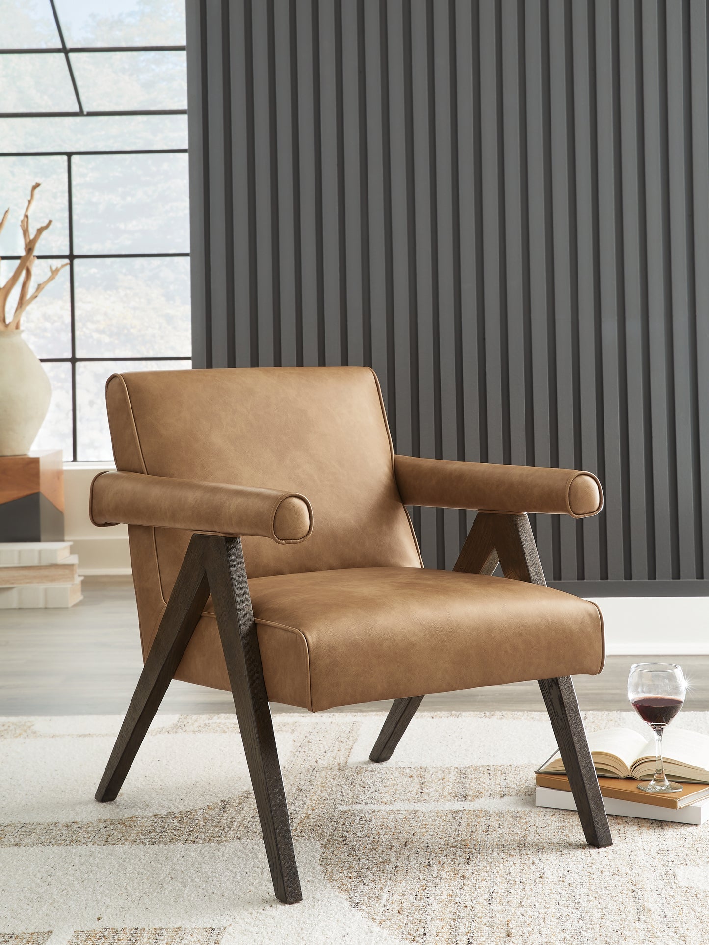 Ocala Furniture Outlet - Ashley Furniture - Goda Accent Chair - Accent Chair / Caramel - A3000813