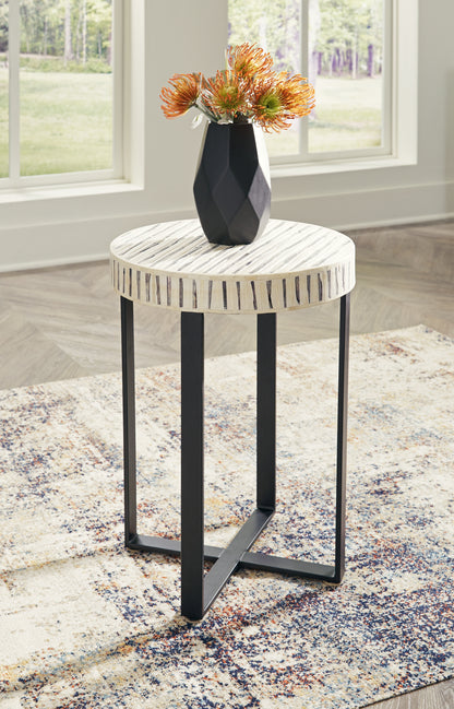 Ocala Furniture Outlet - Ashley Furniture - Crewridge Accent Table - Accent Table / Black/Cream - A4000530