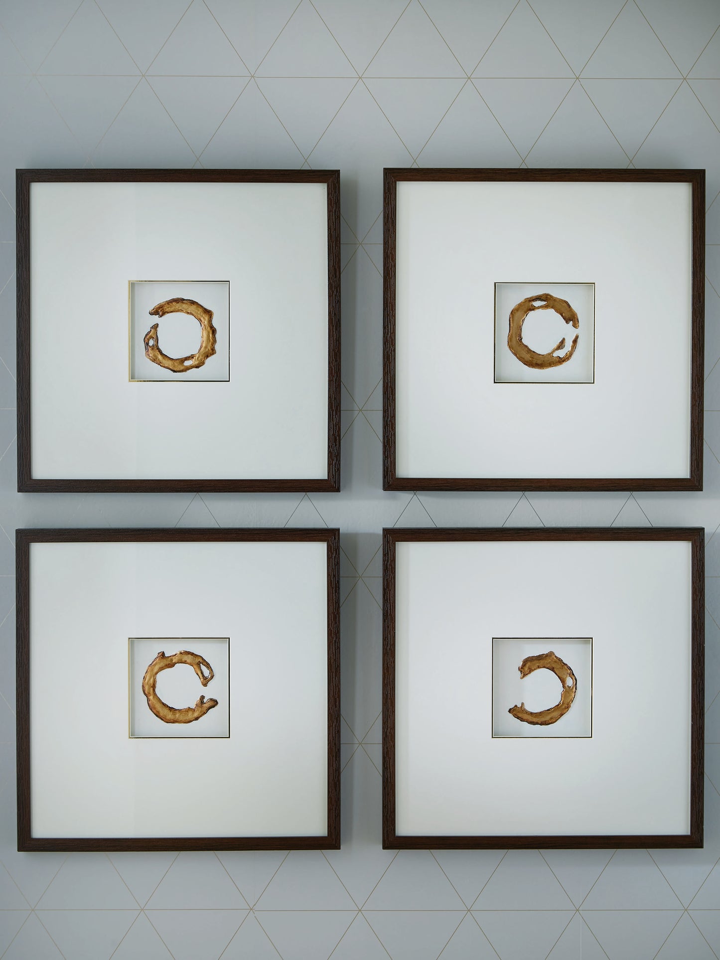 Ocala Furniture Outlet - Ashley Furniture - Dallbourne Wall Decor - Wall Art Set (4/CN) / White/Gold Finish - A8000491