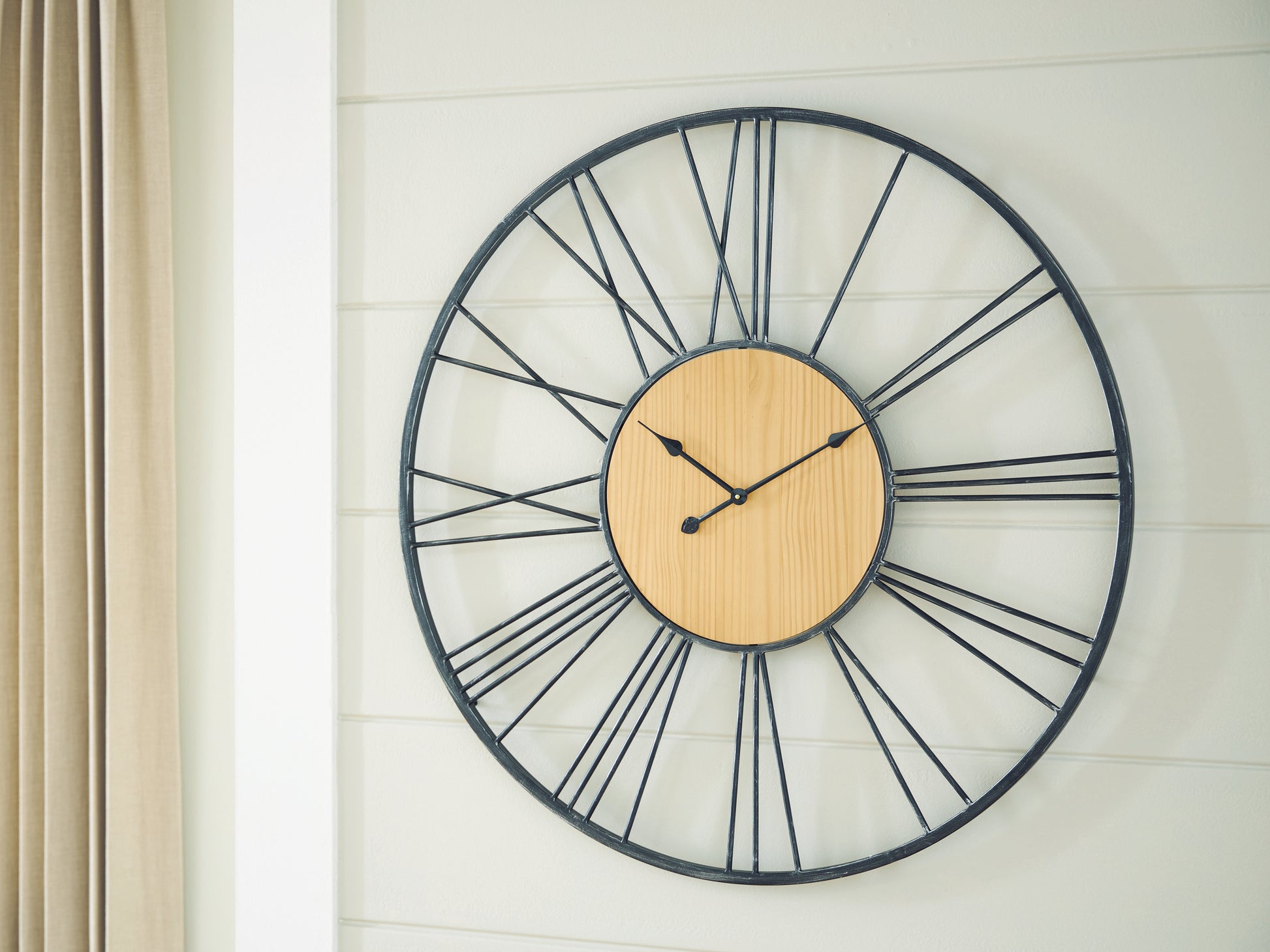 Ocala Furniture Outlet - Ashley Furniture - Brockett Wall Decor - Wall Clock - A8010452