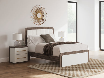 Ocala Furniture Outlet - Ashley Furniture - Kendanport Bedroom - Queen Upholstered Bed / White/Brown - PCB1108B7