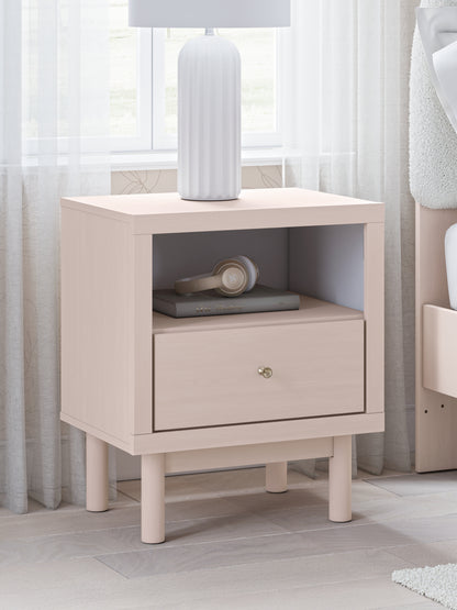 Ocala Furniture Outlet - Ashley Furniture - Wistenpine Bedroom - Full Upholstered Panel Bed with Storage / Blush - B1323B13