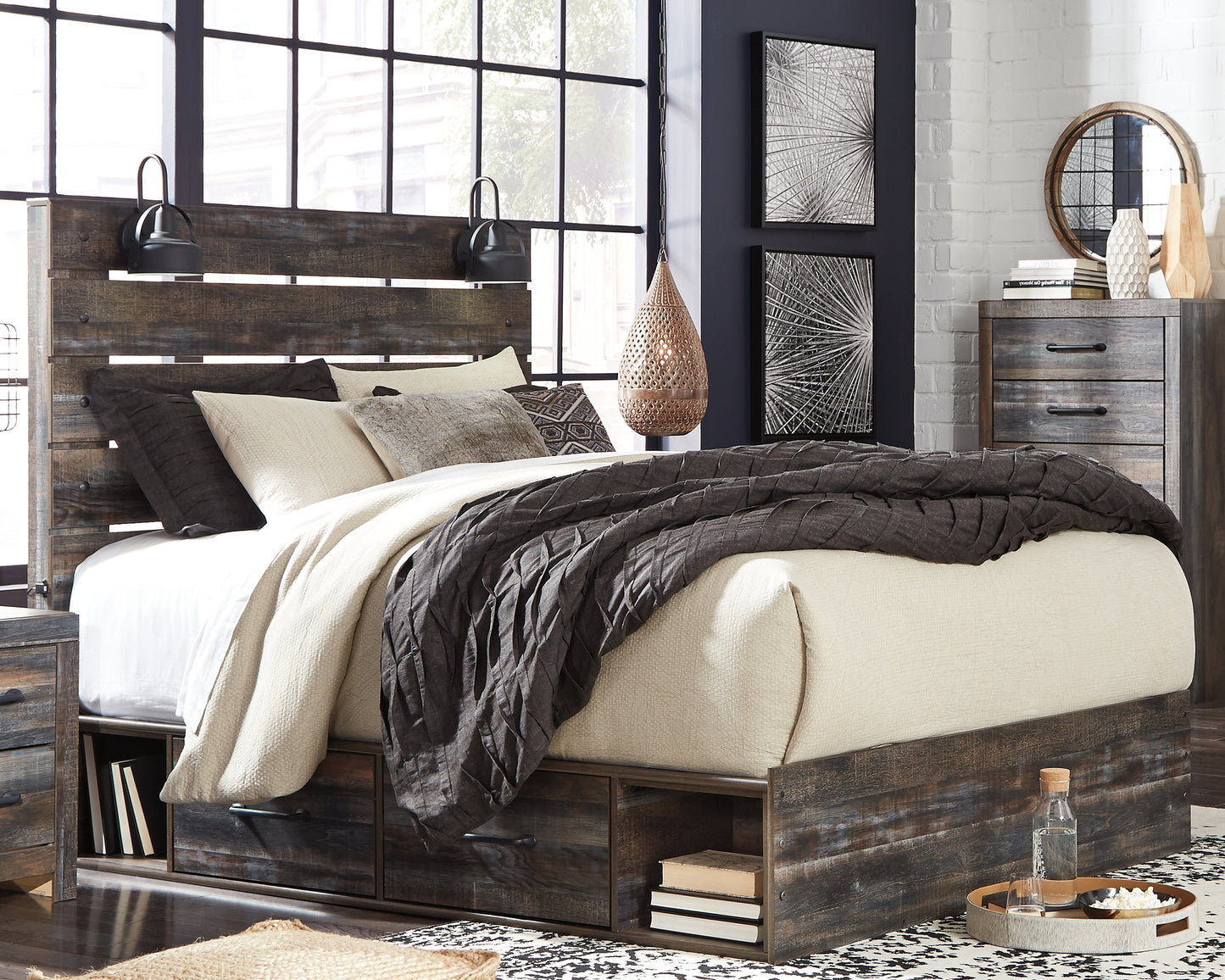 Ocala Furniture Outlet - Ashley Furniture - Drystan Bedroom - Queen Panel Bed with 4 Storage Drawers / Multi - B211B13