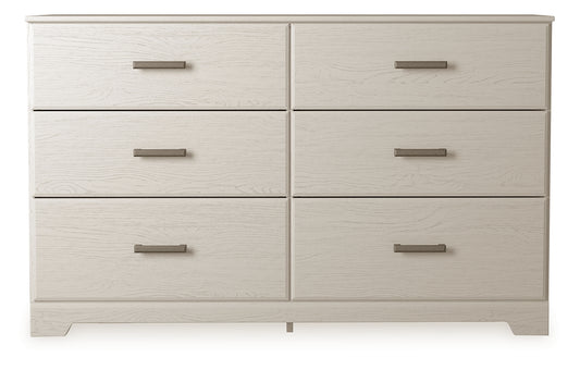 Ocala Furniture Outlet - Ashley Furniture - Stelsie Bedroom - Twin Panel Bed / White - B2588B12