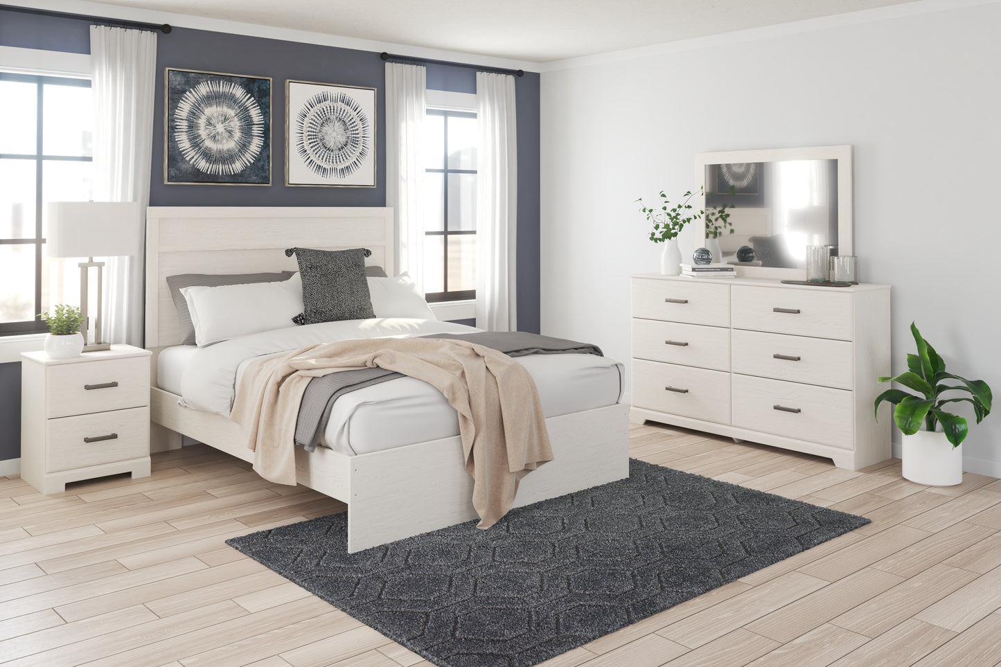 Ocala Furniture Outlet - Ashley Furniture - Stelsie Bedroom - Queen Panel Bed / White - B2588B2