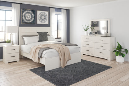 Ocala Furniture Outlet - Ashley Furniture - Stelsie Bedroom - Queen Panel Bed / White - B2588B2