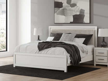 Ocala Furniture Outlet - Ashley Furniture - Zuraleus Bedroom - King Upholstered Panel Bed / White - PCB3381B10