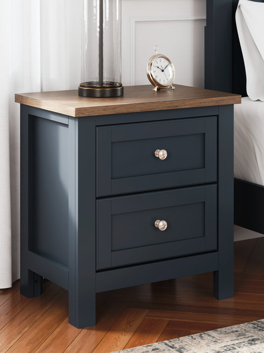 Ocala Furniture Outlet - Ashley Furniture - Landocken Bedroom - Queen Panel Bed / Brown/Blue - B414B10