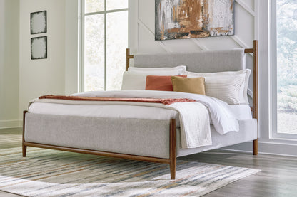 Ocala Furniture Outlet - Ashley Furniture - Lyncott Bedroom - Queen Upholstered Panel Bed / Brown - B615B2