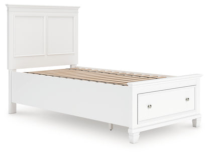 Ocala Furniture Outlet - Ashley Furniture - Fortman Bedroom - Twin Panel Storage Bed / White - B680B24