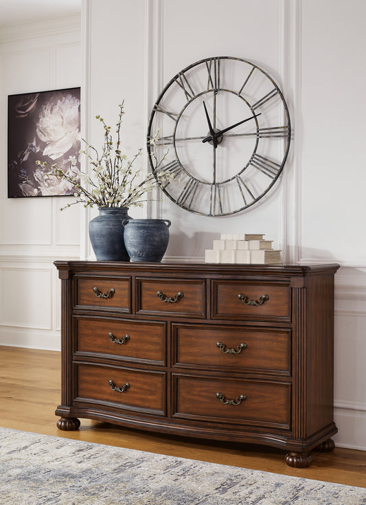Ocala Furniture Outlet - Ashley Furniture - Lavinton Bedroom - King Poster Bed / Brown - B764B9