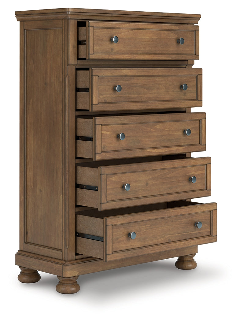 Ocala Furniture Outlet - Ashley Furniture - Feddinger Bedroom - Five Drawer Chest / Medium Brown - PCB779-46