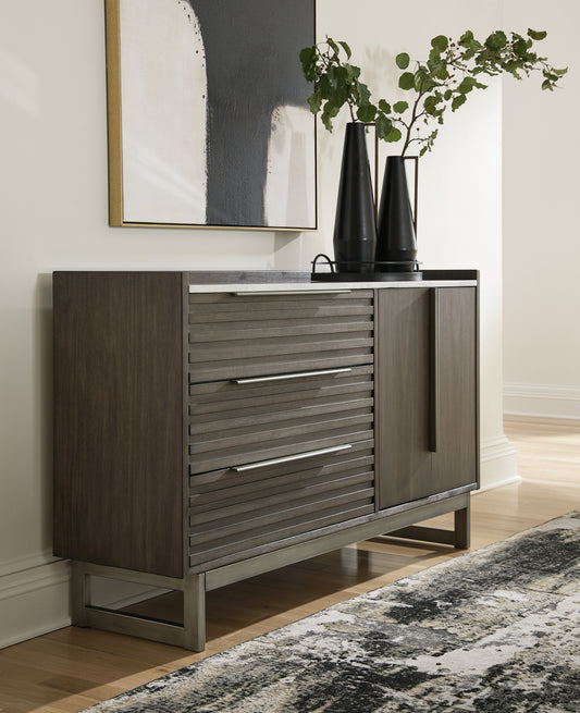 Ocala Furniture Outlet - Ashley Furniture - Arkenton Bedroom - California King Panel Bed / Grayish Brown - B786B5