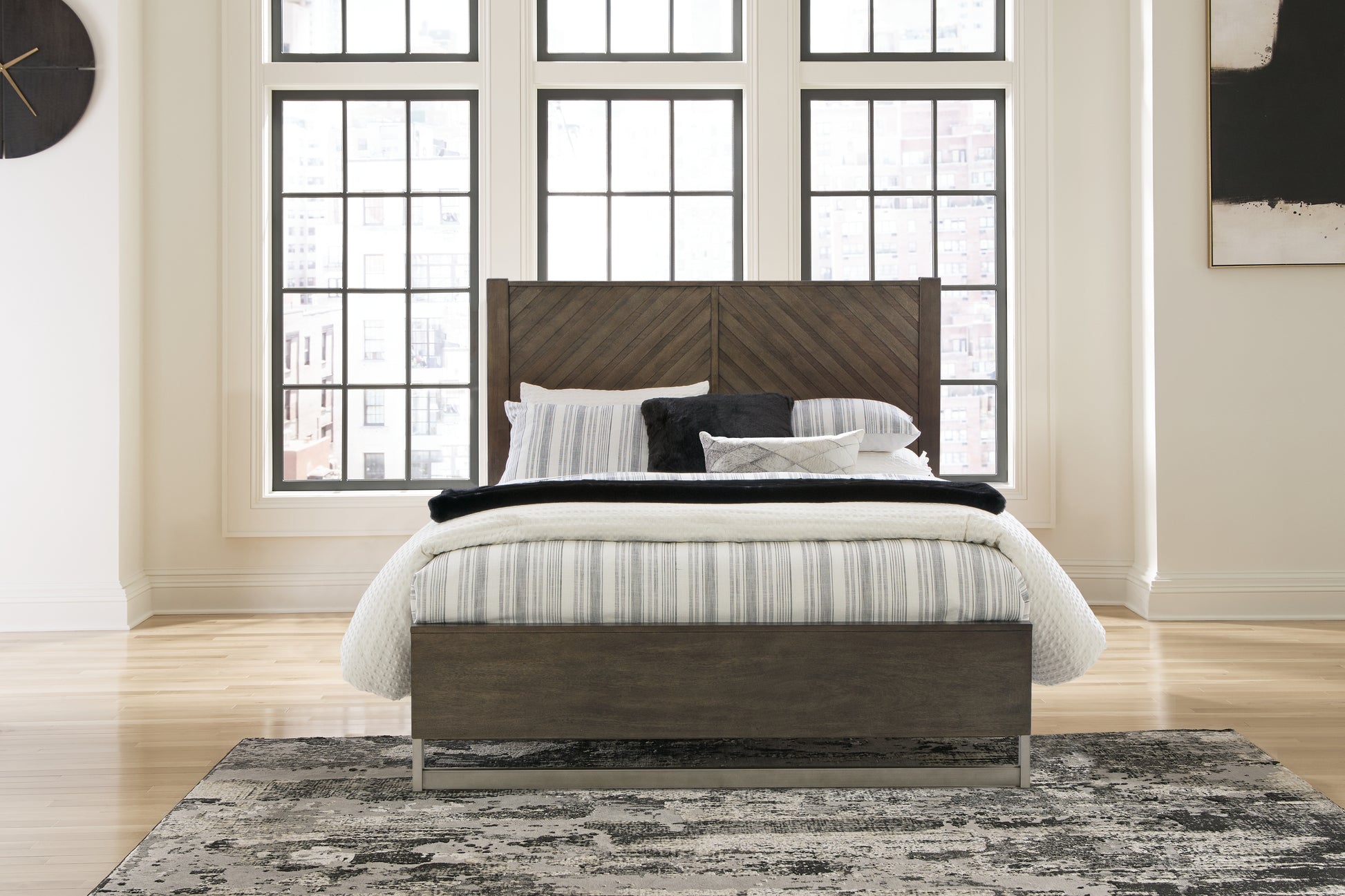 Ocala Furniture Outlet - Ashley Furniture - Arkenton Bedroom - Queen Panel Bed / Grayish Brown - B786B2