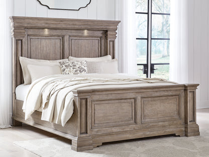 Ocala Furniture Outlet - Ashley Furniture - Blairhurst Bedroom - King Panel Bed / Light Grayish Brown - B916B4