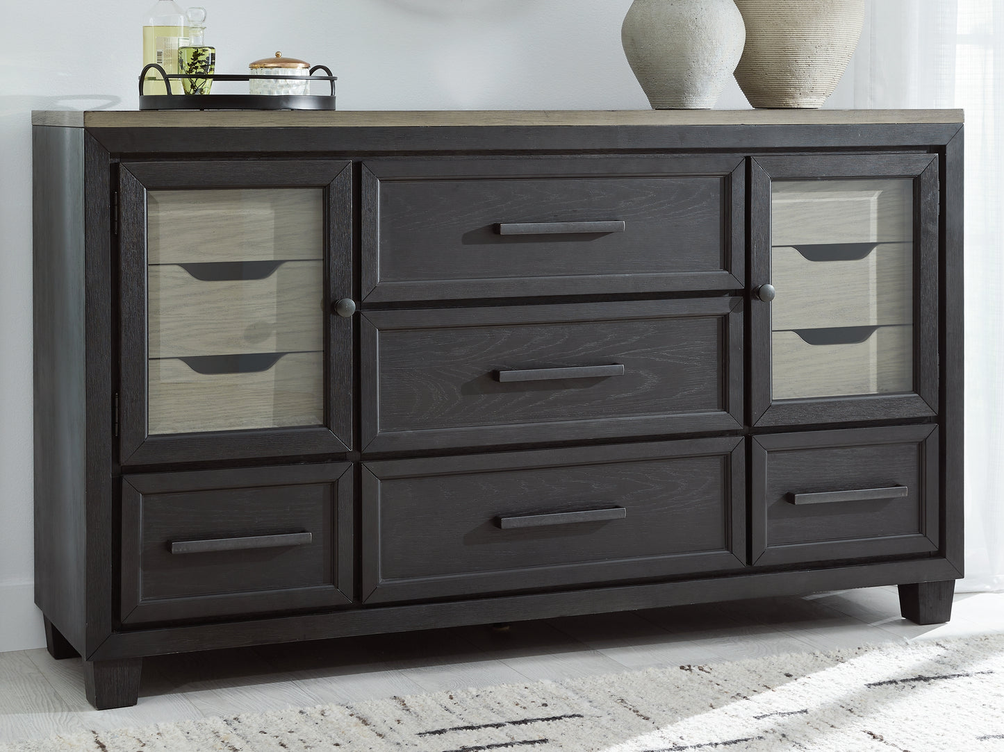 Ocala Furniture Outlet - Ashley Furniture - Foyland Bedroom - Dresser / Black/Brown - B989-31