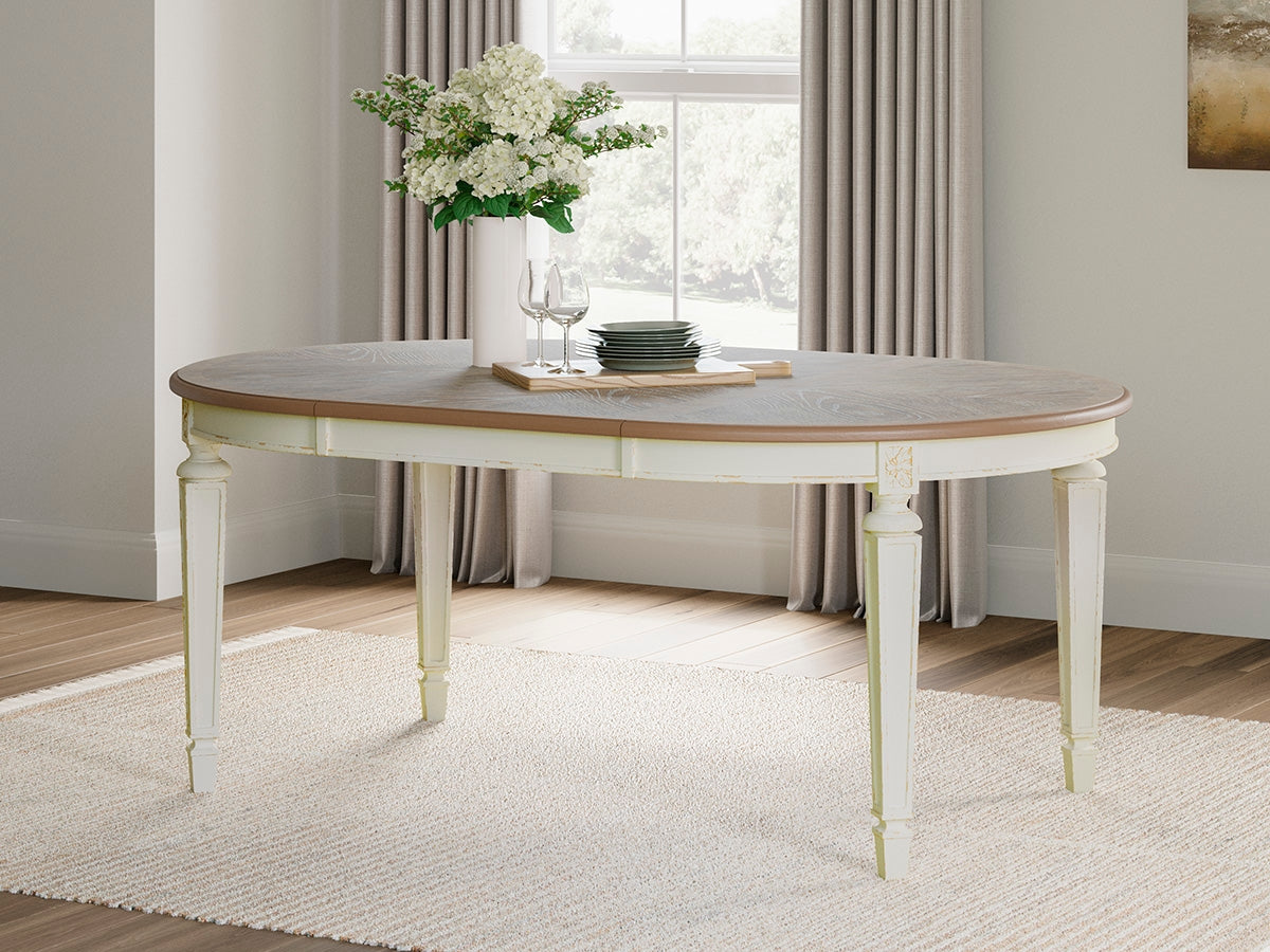 Ocala Furniture Outlet - Ashley Furniture - Realyn Dining Room - Oval Dining Room EXT Table / Chipped White - D743-35