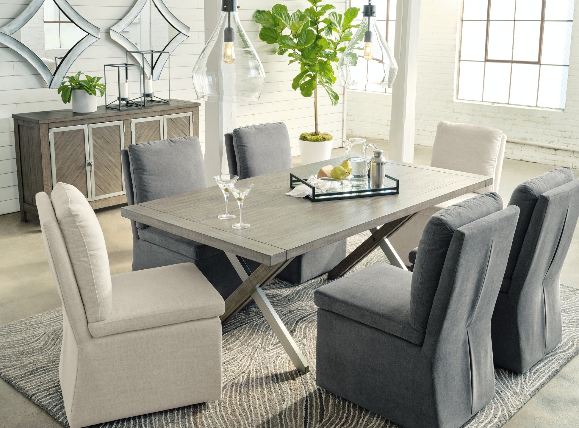 Ocala Furniture Outlet - Ashley Furniture - Krystanza Dining Room - Rectangular Dining Room Table / Weathered Gray - D766-25