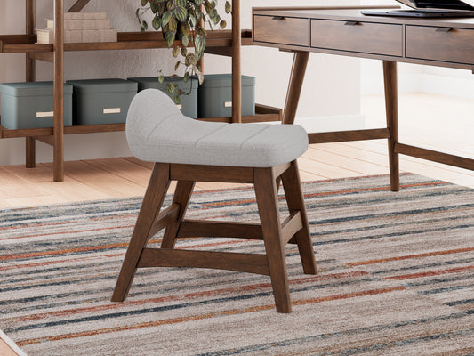 Ocala Furniture Outlet - Ashley Furniture - Lyncott Desk Chair - Home Office Desk Chair (1/CN) / Light Gray/Brown - H615-01