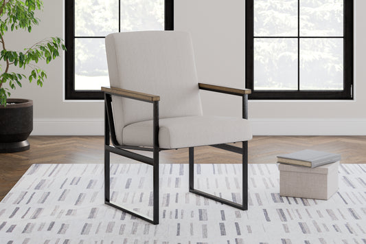 Ocala Furniture Outlet - Ashley Furniture - Montia Desk Chair - Home Office Desk Chair (1/CN) / Light Brown - H632-01A