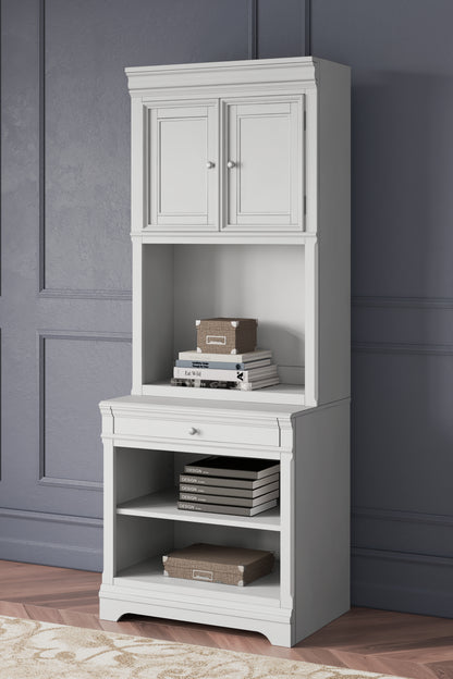 Ocala Furniture Outlet - Ashley Furniture - Kanwyn Bookcase - Bookcase / Whitewash - H777H7