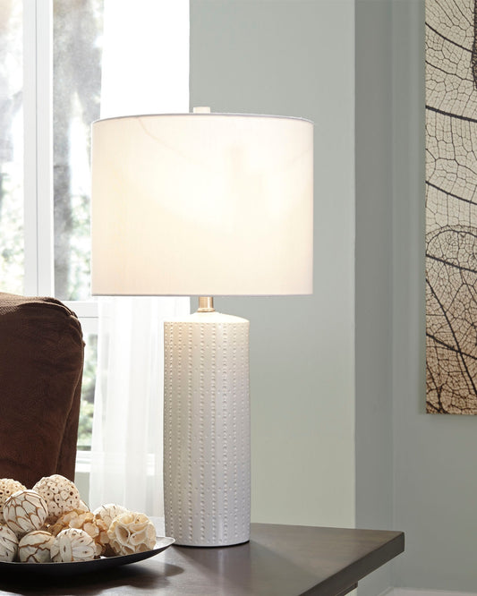 Ocala Furniture Outlet - Ashley Furniture - Steuben Lighting - Ceramic Table Lamp (Set of 2) / White - L177904