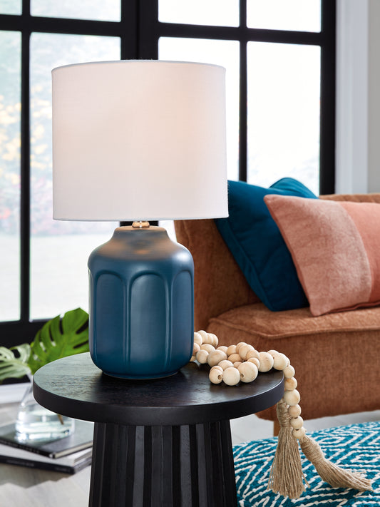 Ocala Furniture Outlet - Ashley Furniture - Gierburg Lighting - Ceramic Table Lamp (1/CN) / Teal - L180214