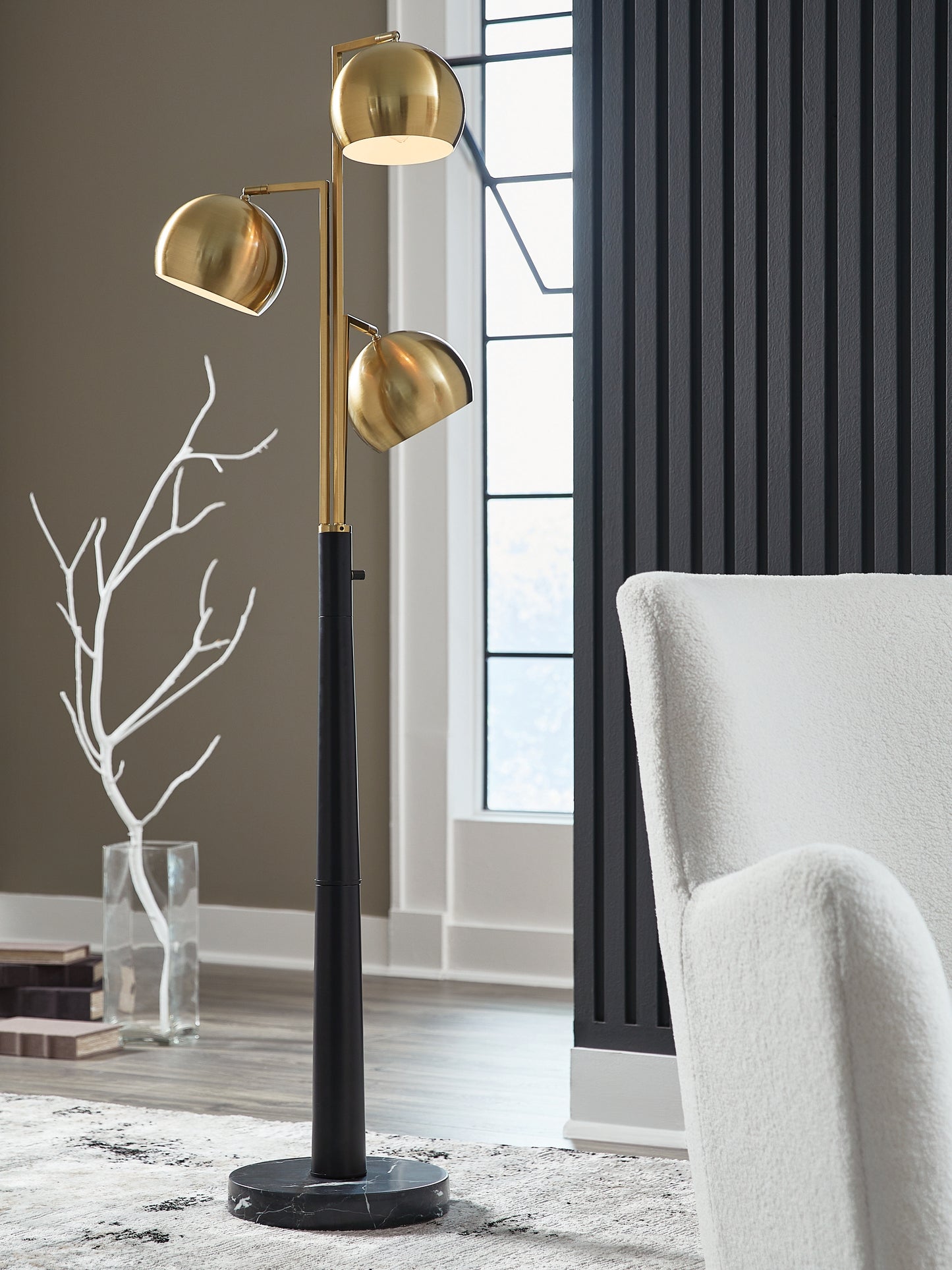Ocala Furniture Outlet - Ashley Furniture - Sorcha Lighting - Metal Floor Lamp (1/CN) - L206111