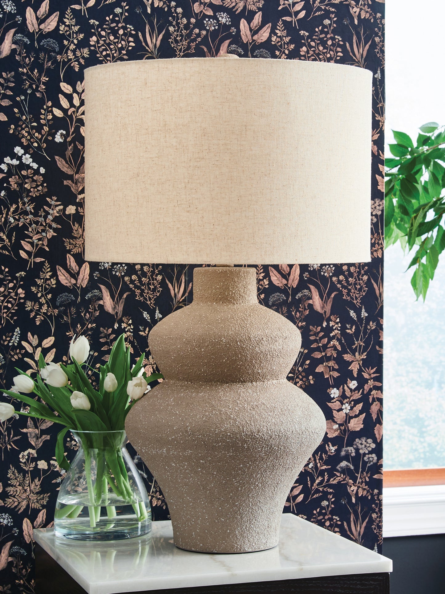 Ocala Furniture Outlet - Ashley Furniture - Jossleigh Lighting - Metal Table Lamp (1/CN) / Beige - L207624