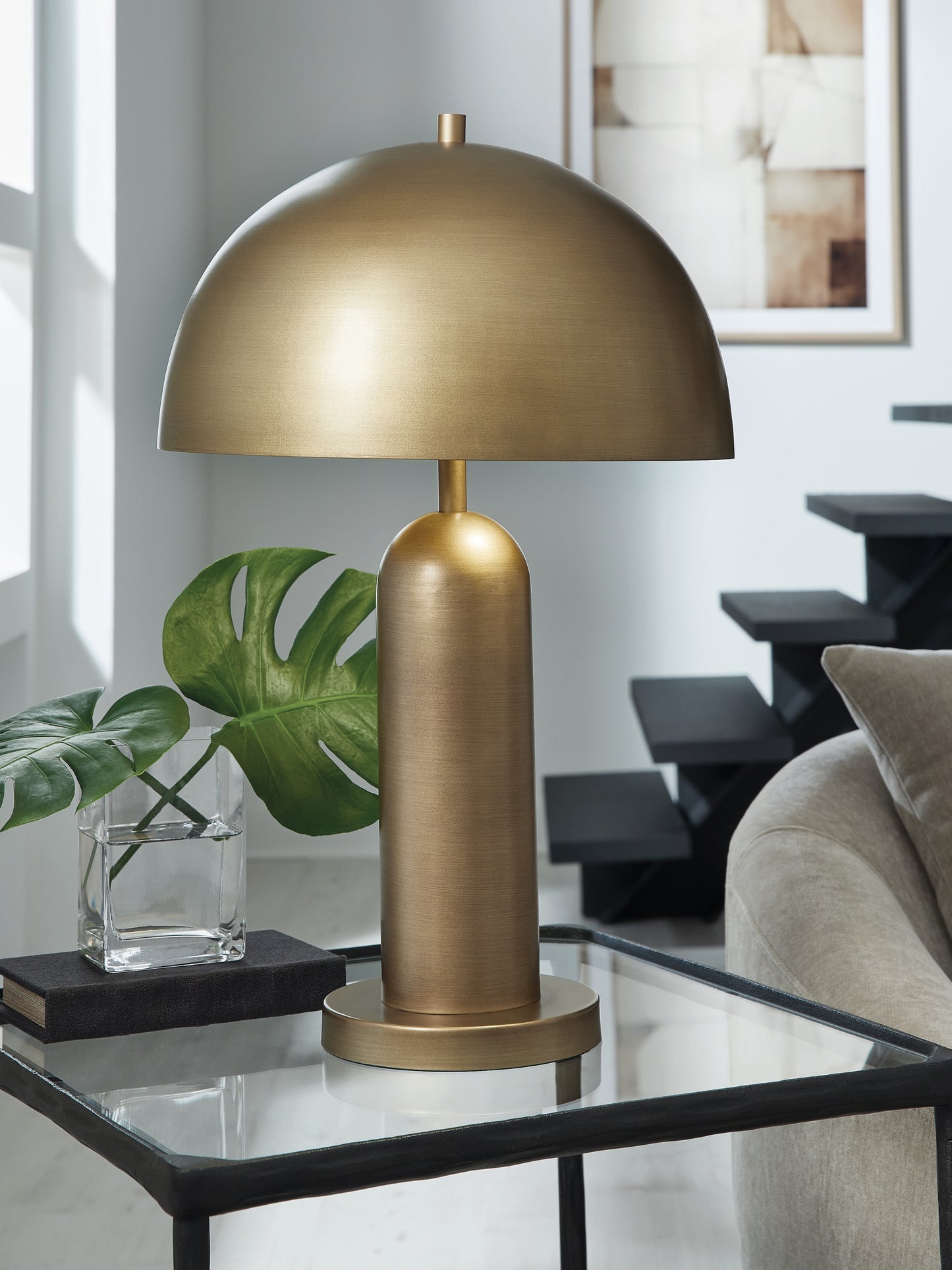Ocala Furniture Outlet - Ashley Furniture - Wendfield Lighting - Metal Table Lamp (1/CN) / Antique Gold Finish - L208514