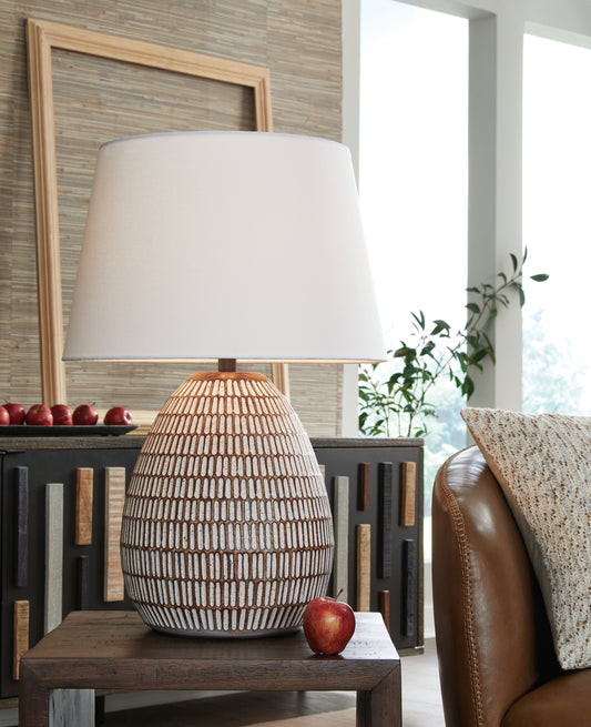 Ocala Furniture Outlet - Ashley Furniture - Darrich Lighting - 2-Piece Lamp Set / Beige/White - L235804X2