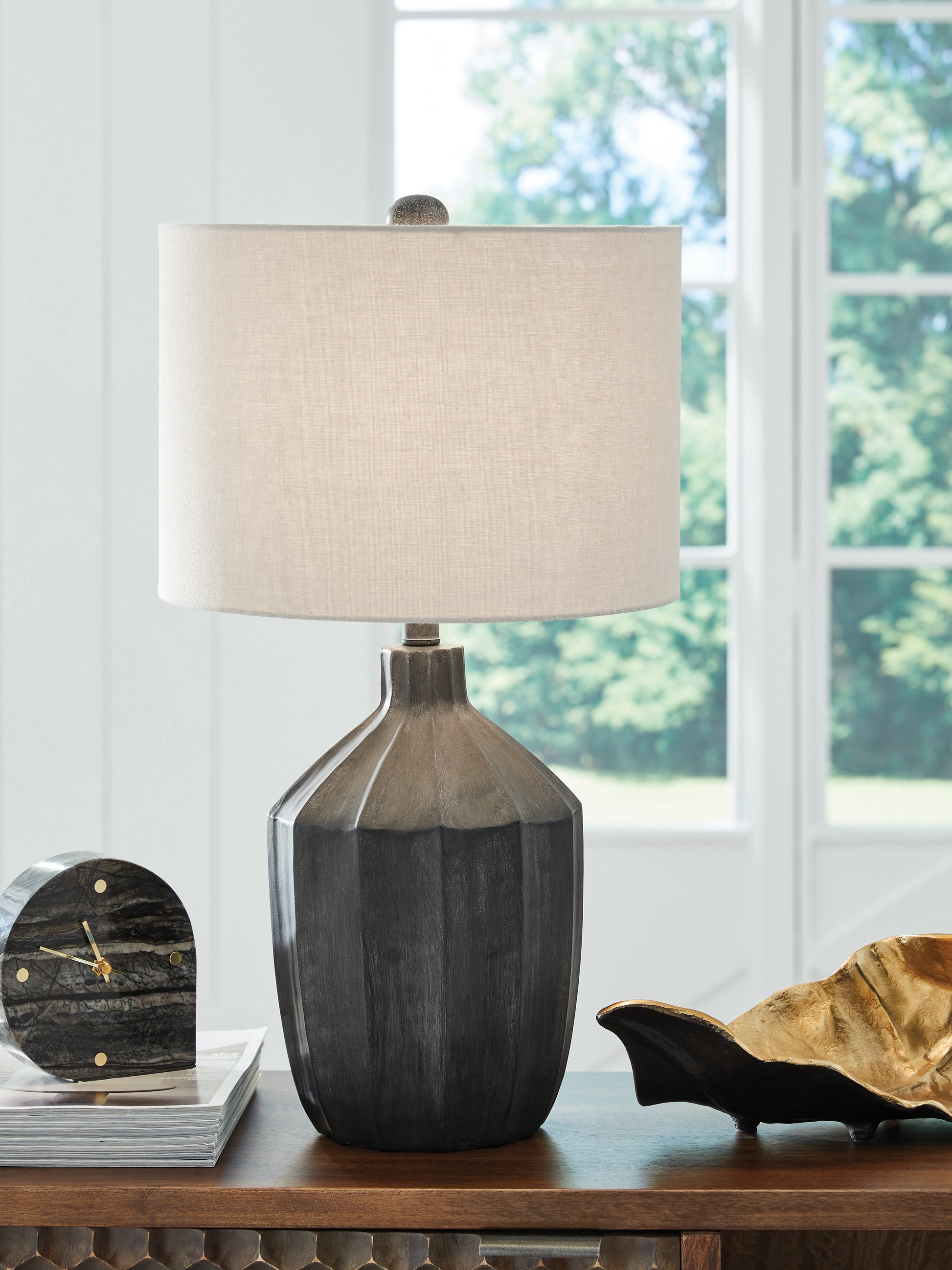 Ocala Furniture Outlet - Ashley Furniture - Jilton Lighting - Poly Table Lamp (1/CN) / Black - L235844
