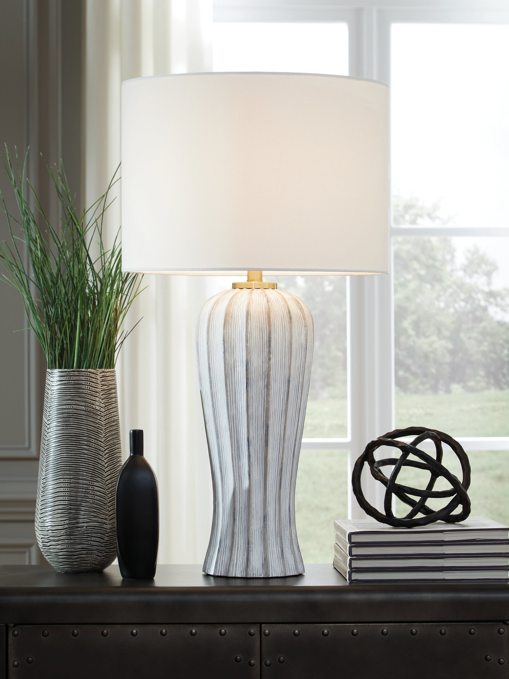 Ocala Furniture Outlet - Ashley Furniture - Lanwell Lighting - Poly Table Lamp (1/CN) / Antique Gray - L235894