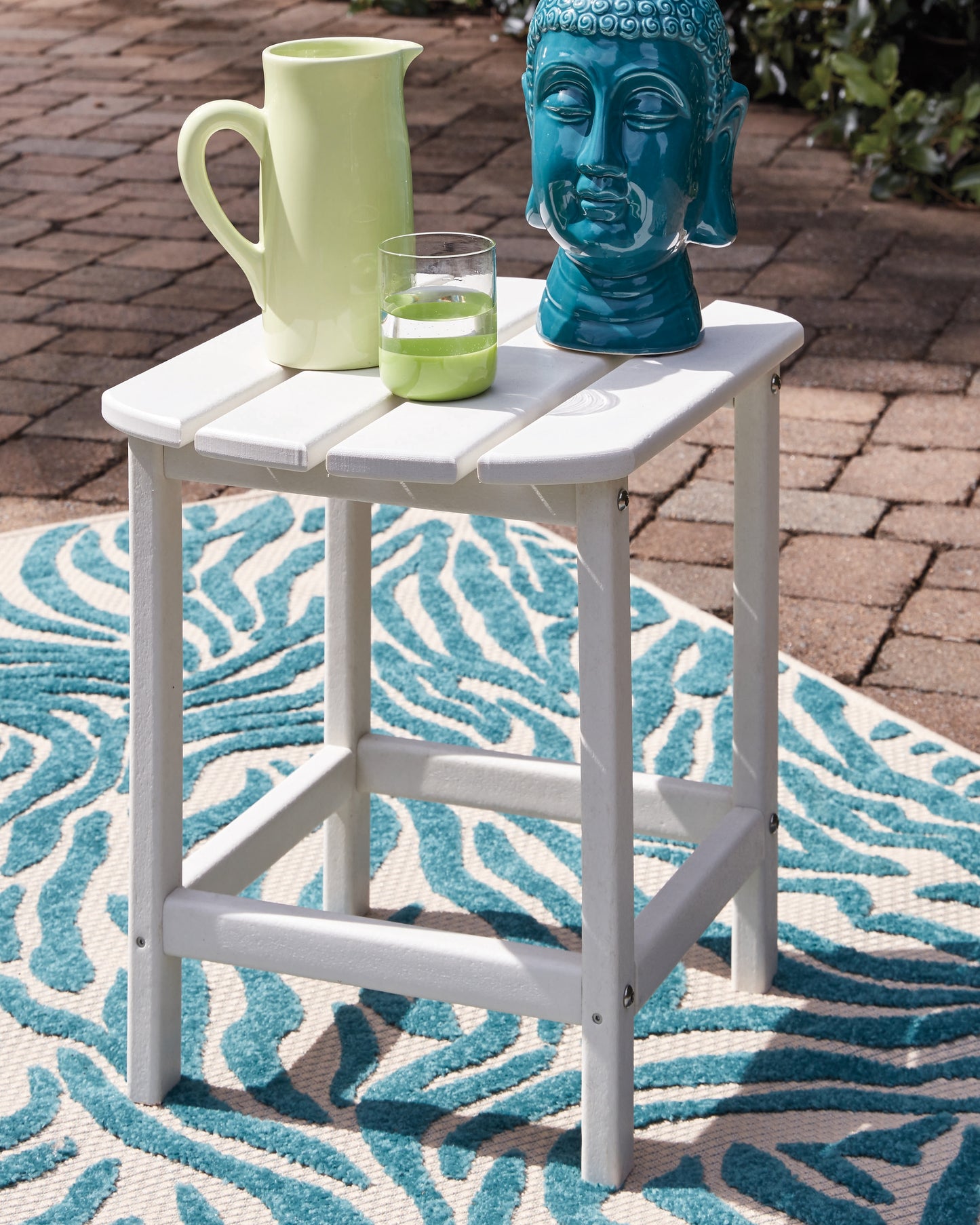 Ocala Furniture Outlet - Ashley Furniture - Sundown Treasure Outdoor - Rectangular End Table / White - P011-703