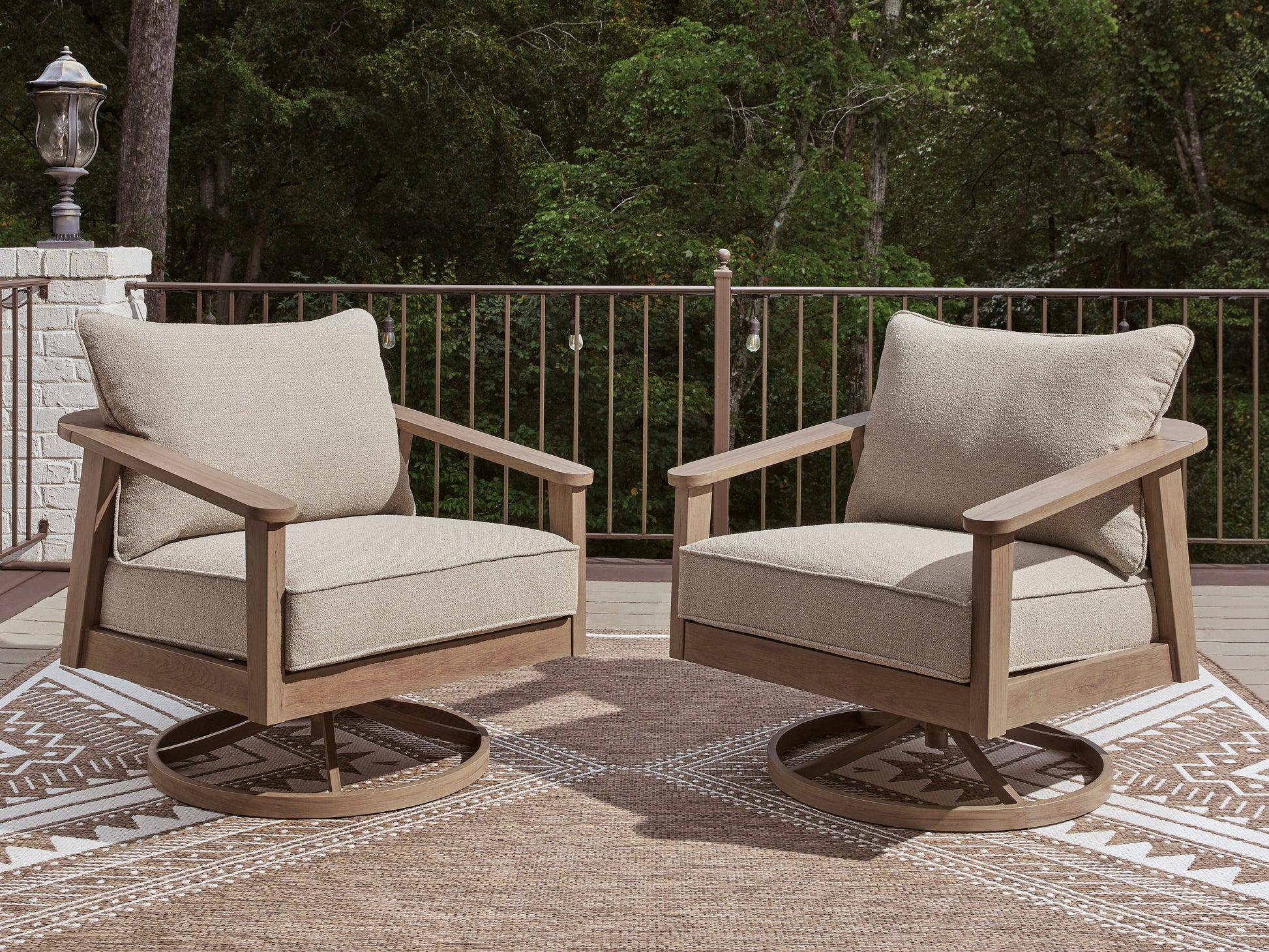 Ocala Furniture Outlet - Ashley Furniture - Harmony Headlands Outdoor - Swivel Lounge w/ Cushion - PCP428-821