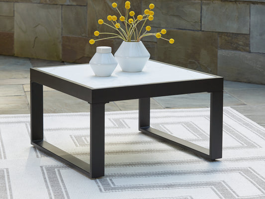 Ocala Furniture Outlet - Ashley Furniture - Beachloft Outdoor - 5-Piece Outdoor Sectional / Black/Gray - P490P2