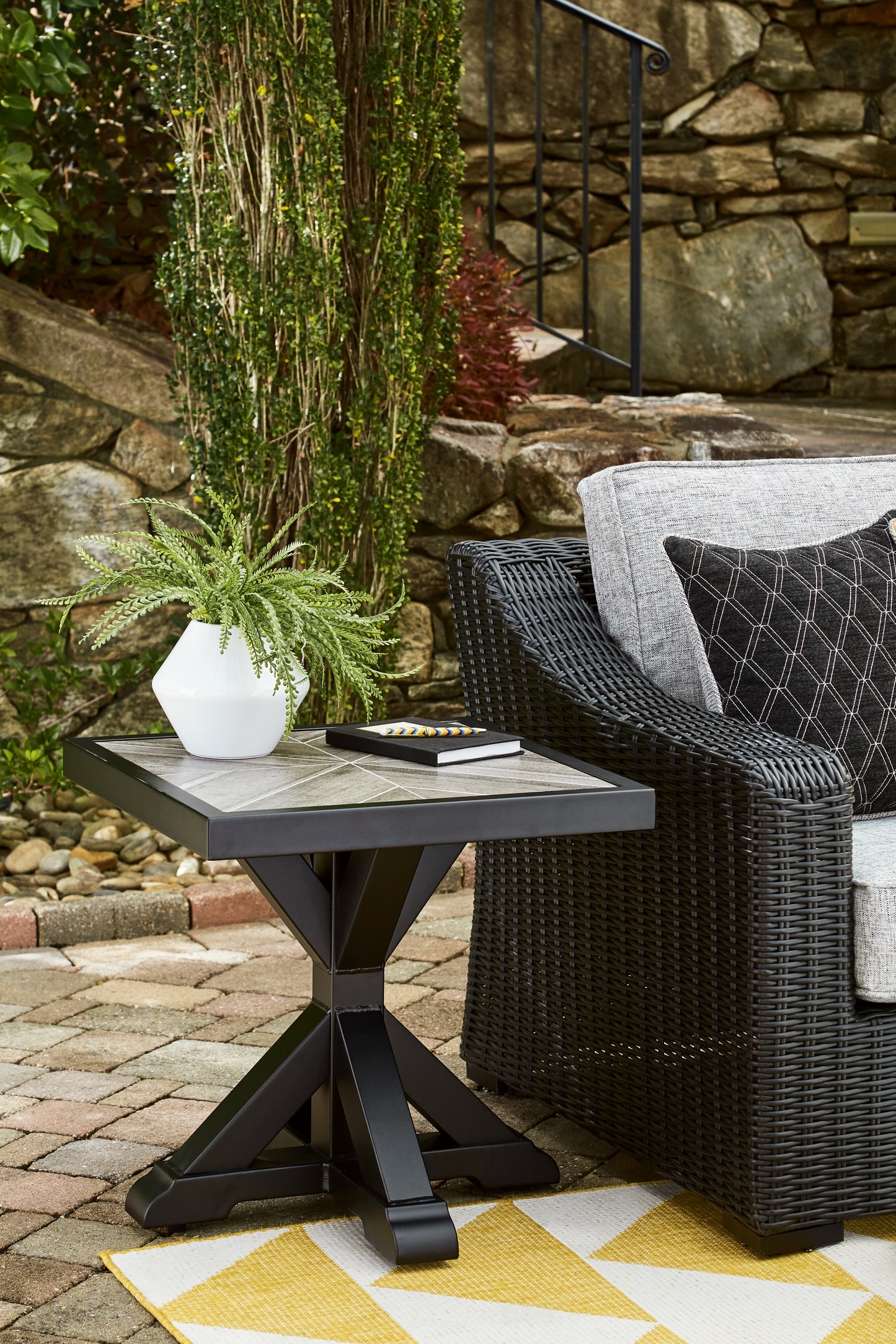 Ocala Furniture Outlet - Ashley Furniture - Beachcroft Outdoor - Square End Table / Black/Light Gray - P792-702