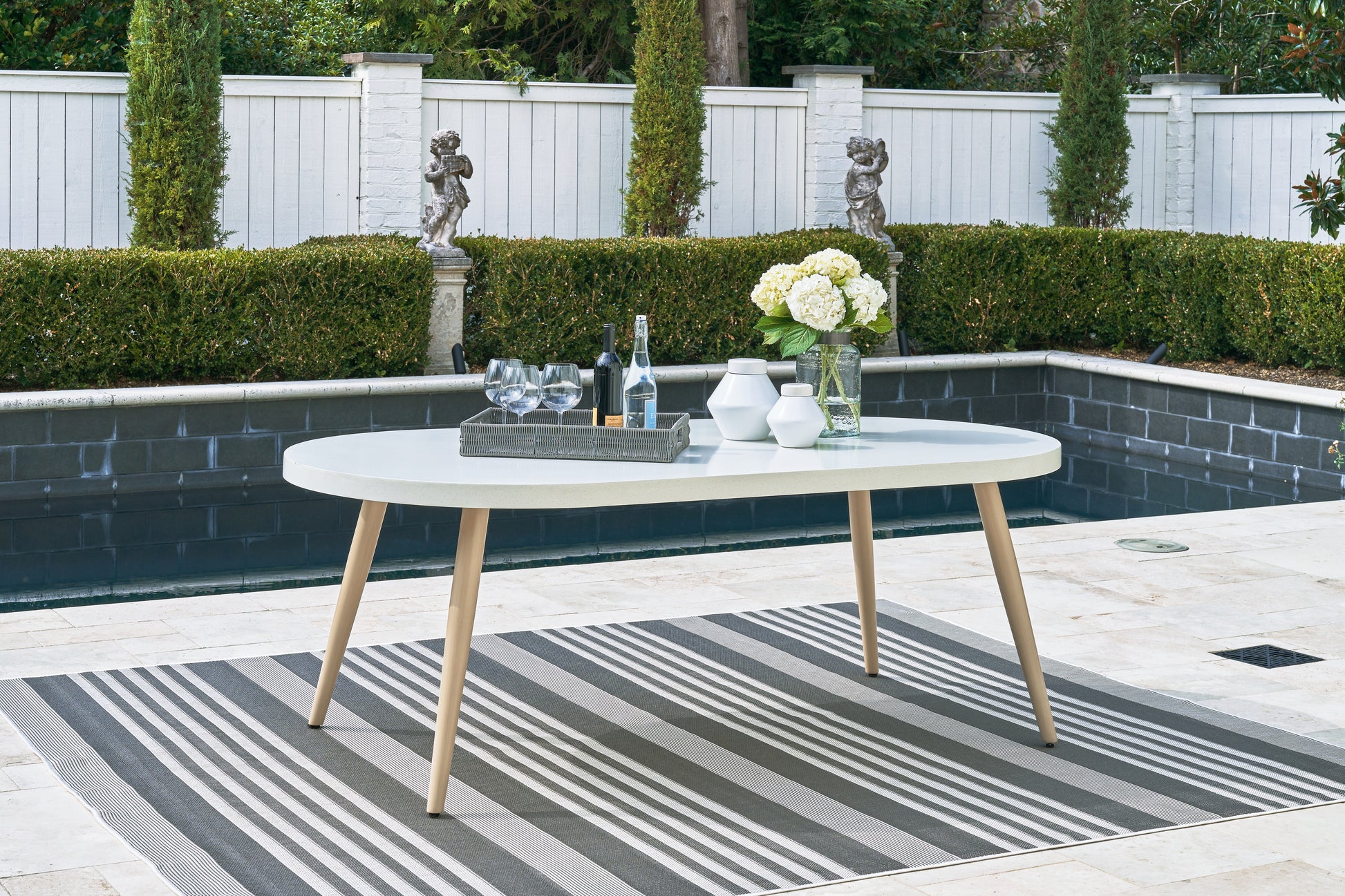 Ocala Furniture Outlet - Ashley Furniture - Seton Creek Outdoor - Oval Dining Table w/UMB OPT / White - P798-625
