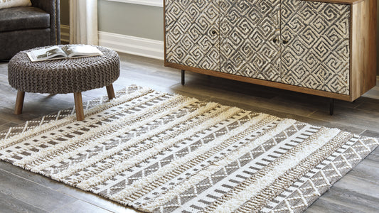 Ocala Furniture Outlet - Ashley Furniture - Karalee Rug - 8' x 10' Rug / Ivory/Brown - R404441