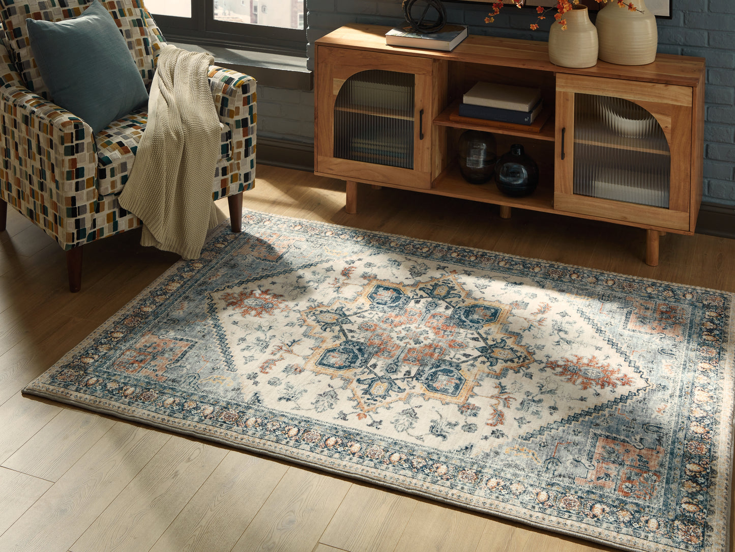 Ocala Furniture Outlet - Ashley Furniture - Wallney Rug - 5' x 7' Area Rug / Multi - R407492