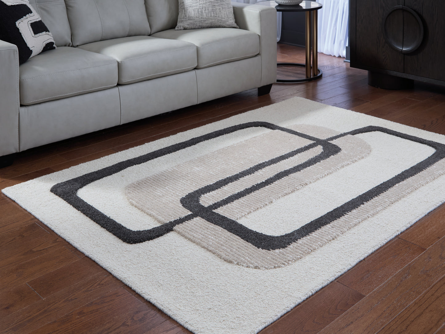 Ocala Furniture Outlet - Ashley Furniture - Davismour Rug - 5' x 7' Area Rug / Ivory/Taupe/Charcoal - R407562