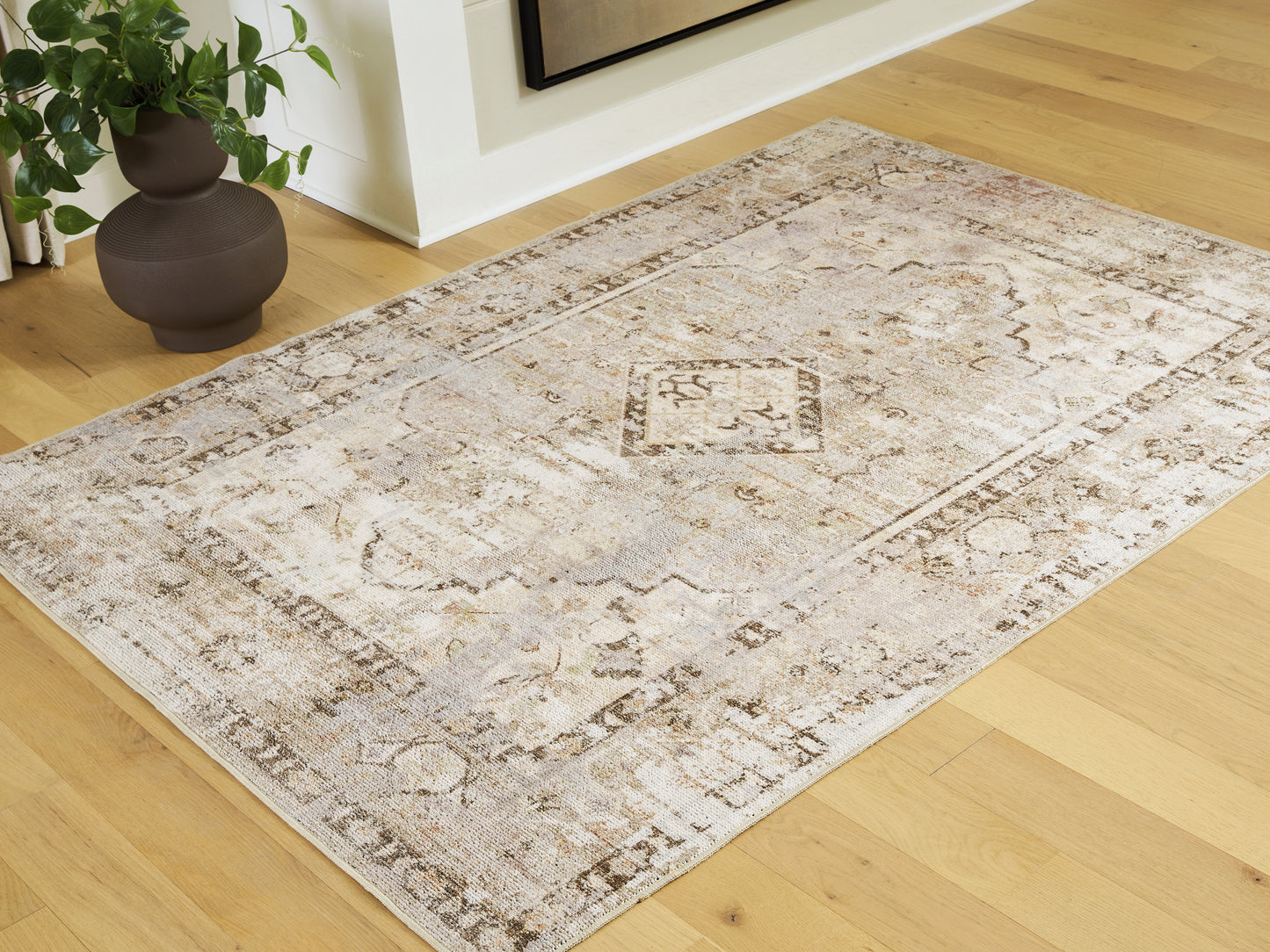 Ocala Furniture Outlet - Ashley Furniture - Livdon Rug - Washable Medium Rug - R407912